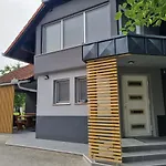Land Family Fun Sport Apartment Smarje pri Jelsah