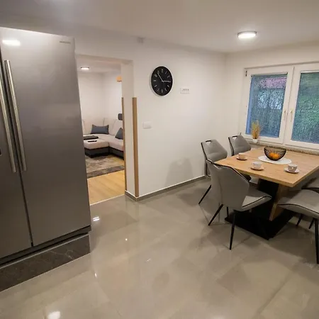 Land Family Fun Sport