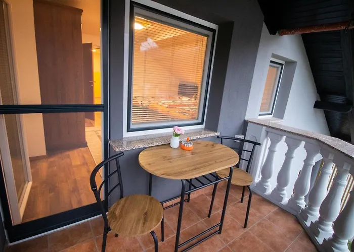 Apartment Land Family Fun Sport